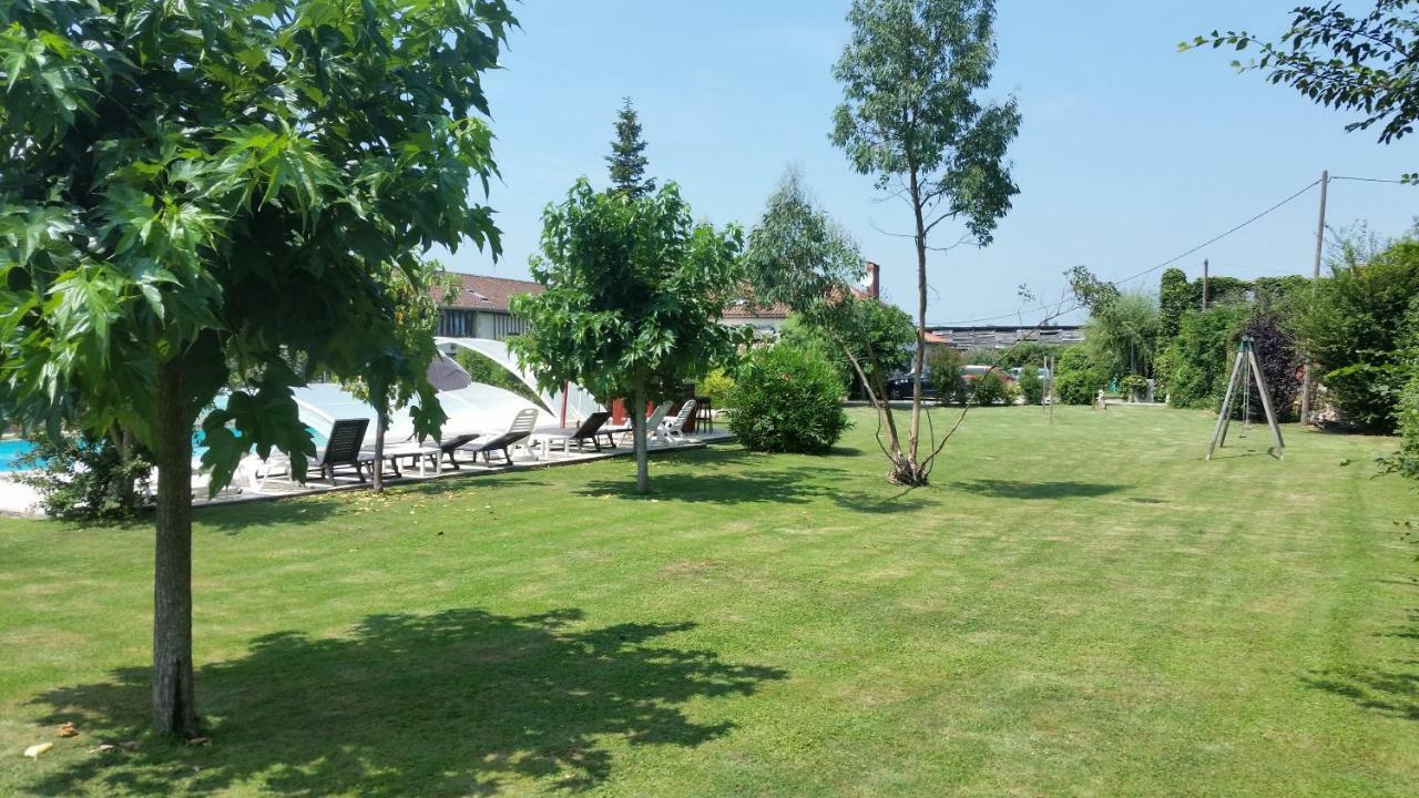 Gite 1, Domaine Logis Gascogne Saint-Justin  ภายนอก รูปภาพ